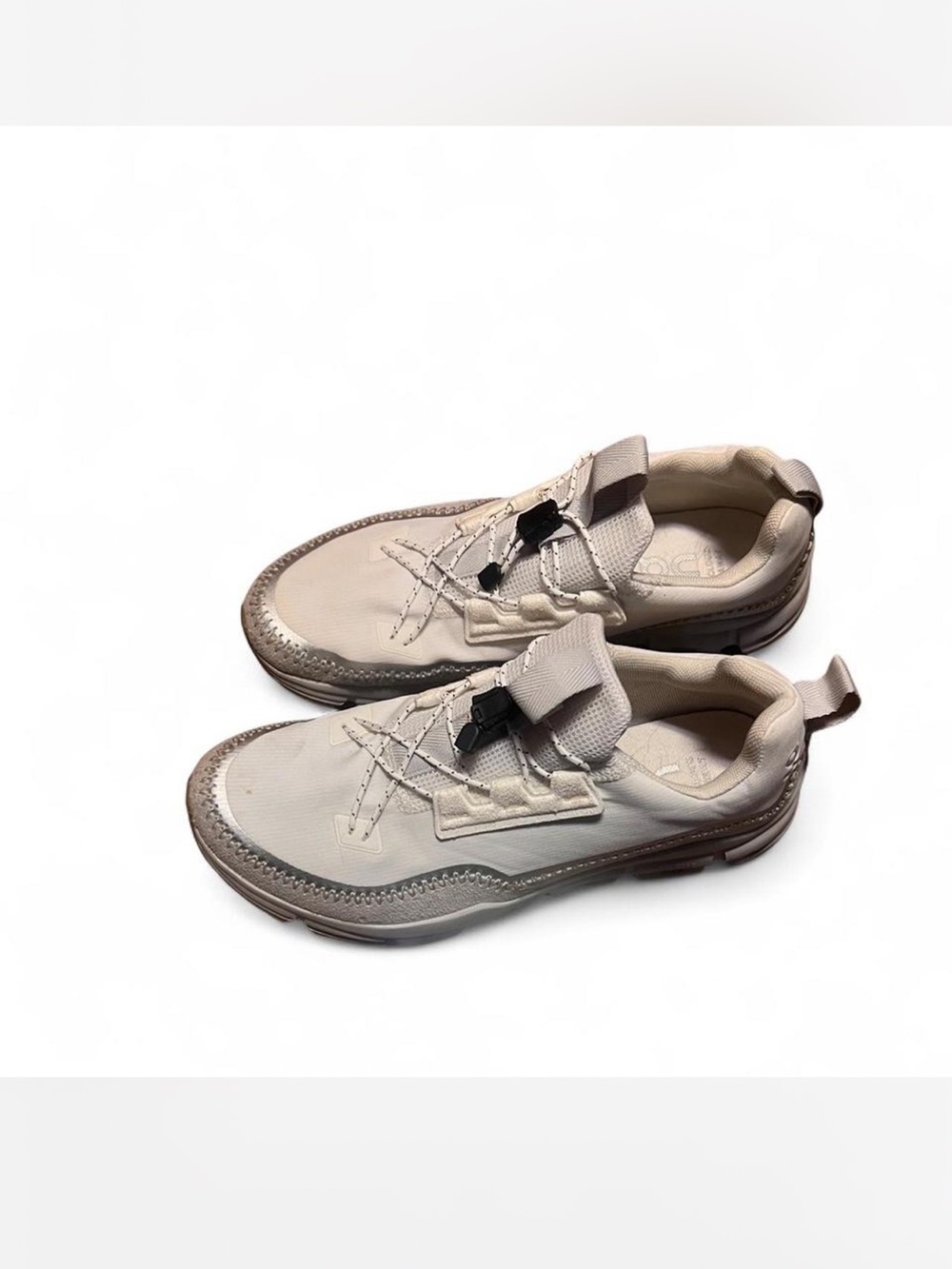 ⚡️ RARE ON CLOUDAWAY ‘KANAZAWA’ SNEAKERS ⚡️